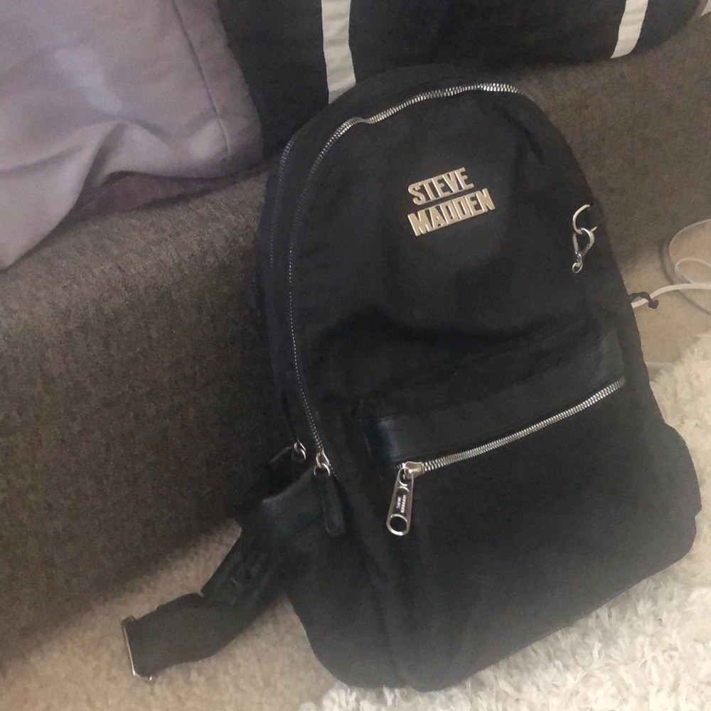 steve madden bookbag